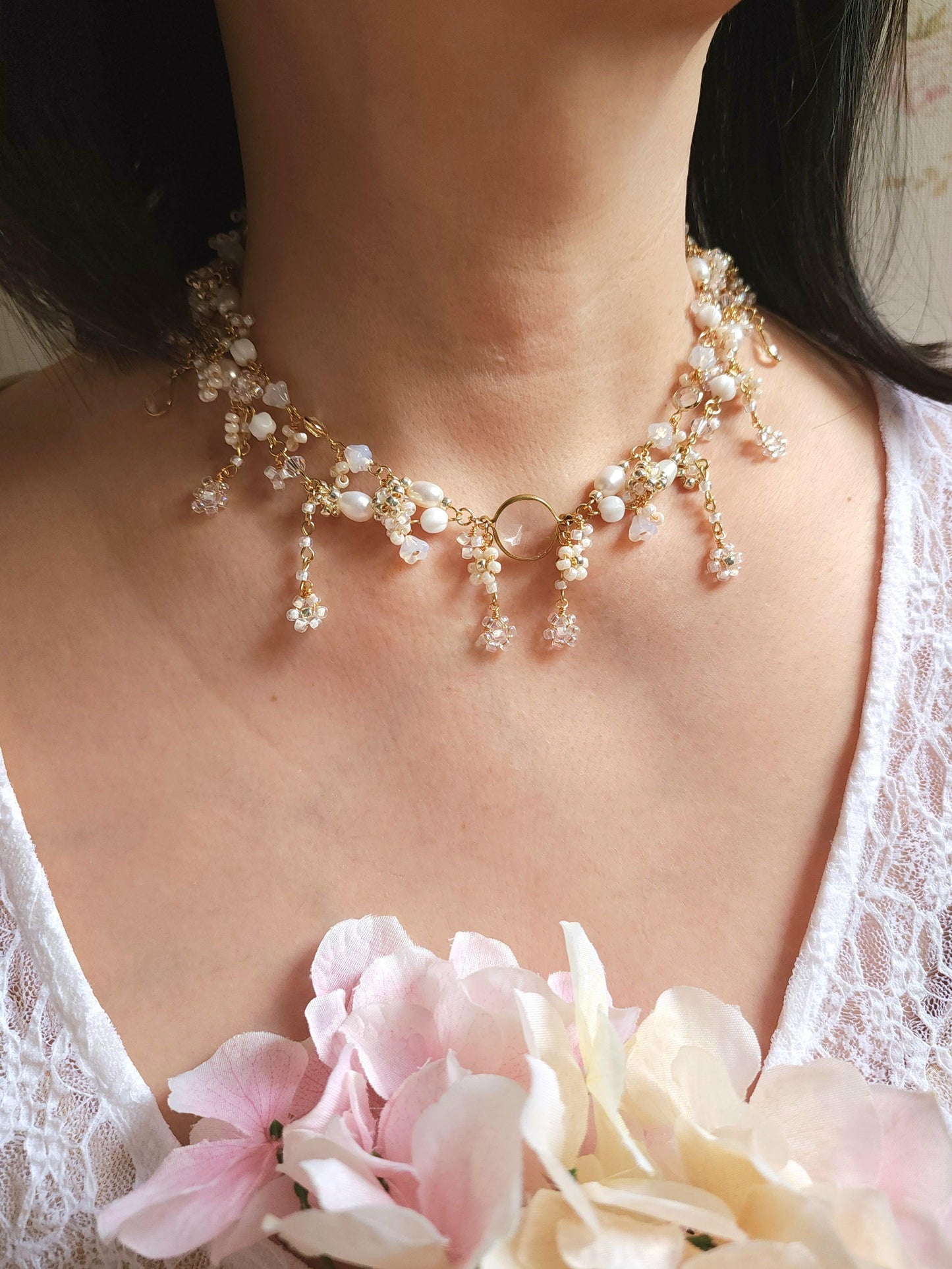 Snowy Stars Ornate Choker - By Cocoyu