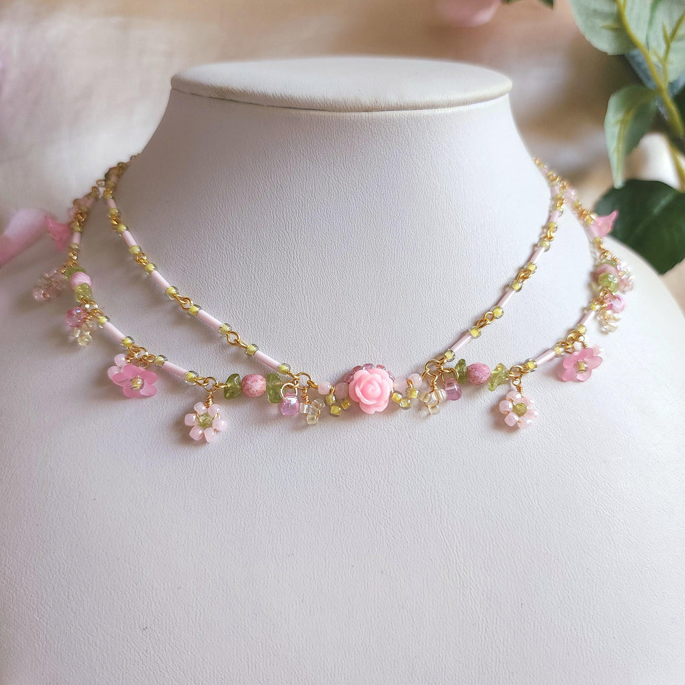 Blooming Rose Choker - By Cocoyu