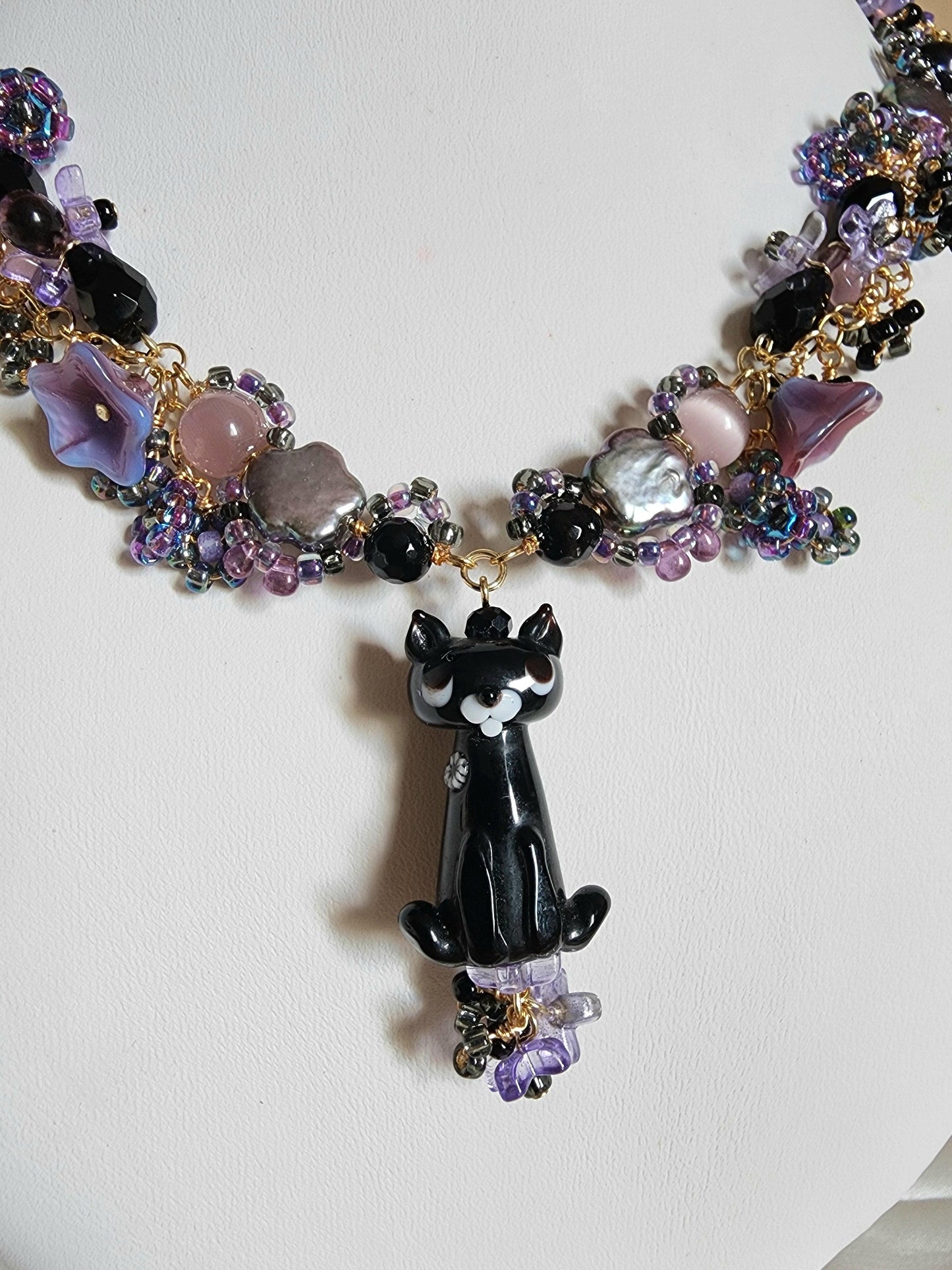 Dark Witch's Cat Familiar Necklace - By Cocoyu