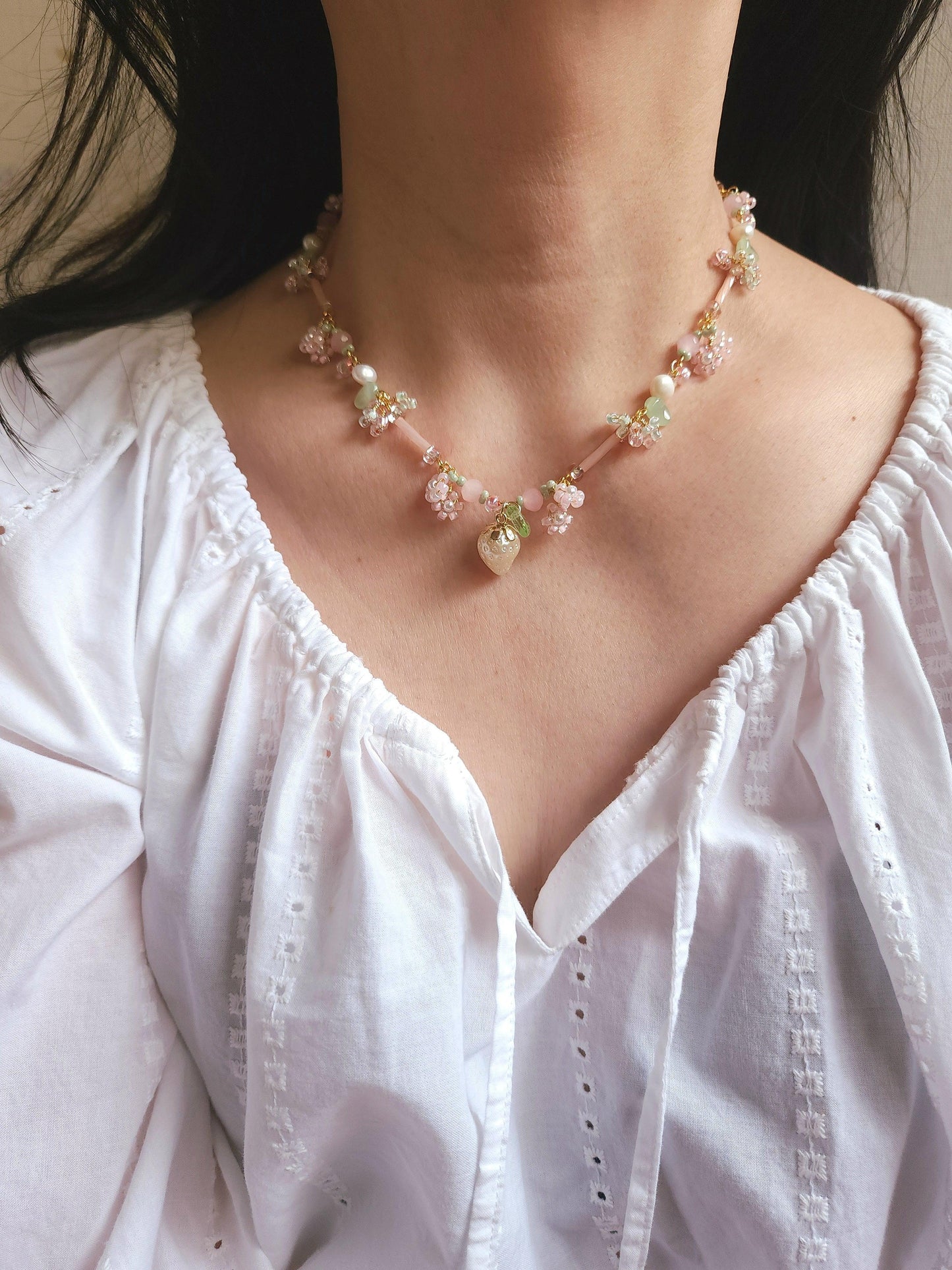 Graceful Pearl Strawberry Necklace