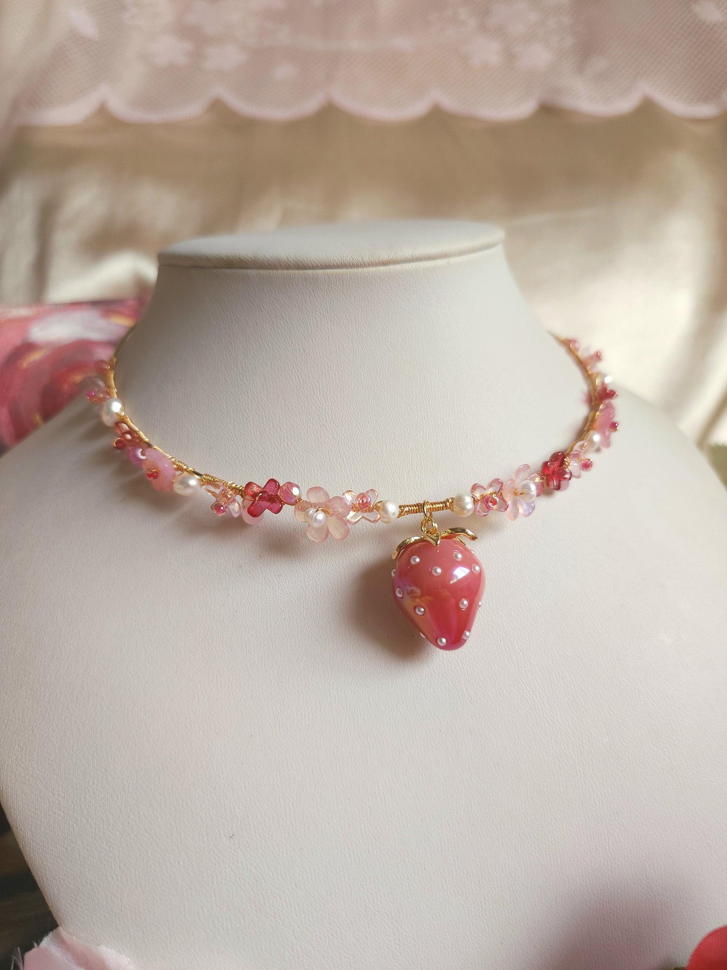 Sunlit Berry Garden Wire-wrapped Choker