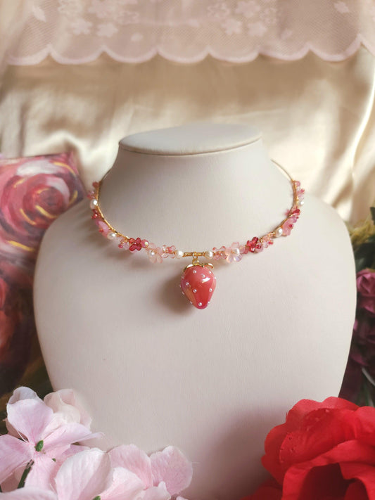 Sunlit Berry Garden Wire-wrapped Choker