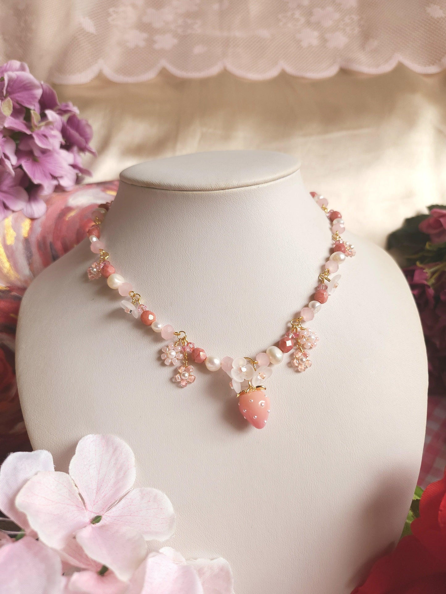 Frosted Berry Pearl Necklace