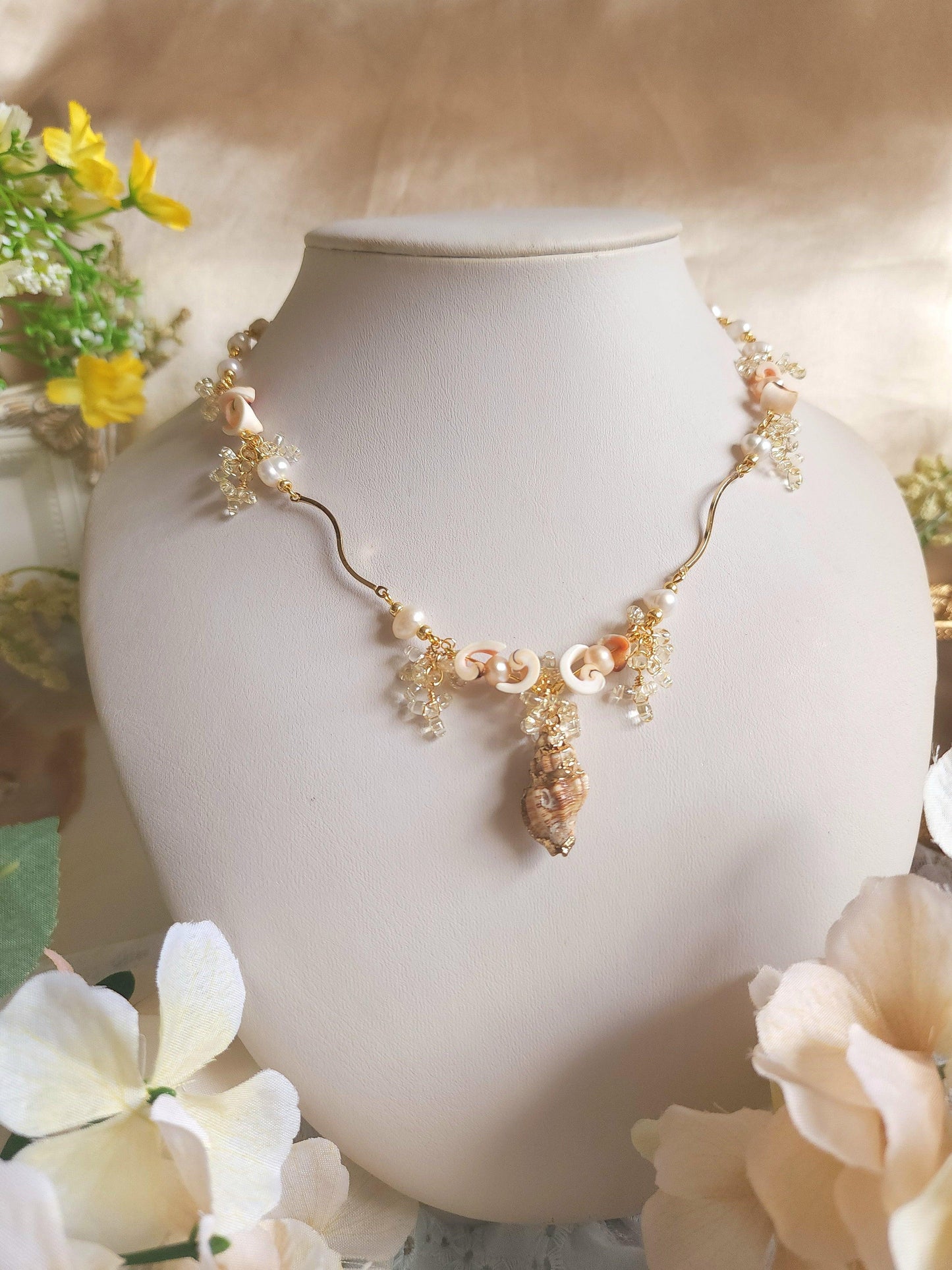 Treasure by the Coast Necklace - By Cocoyu