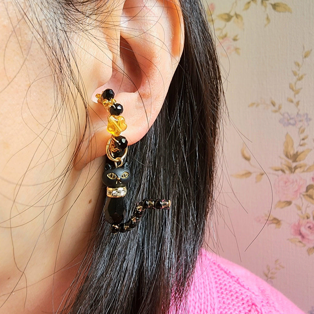 Black Cat under the Stars Earcuffs - By Cocoyu