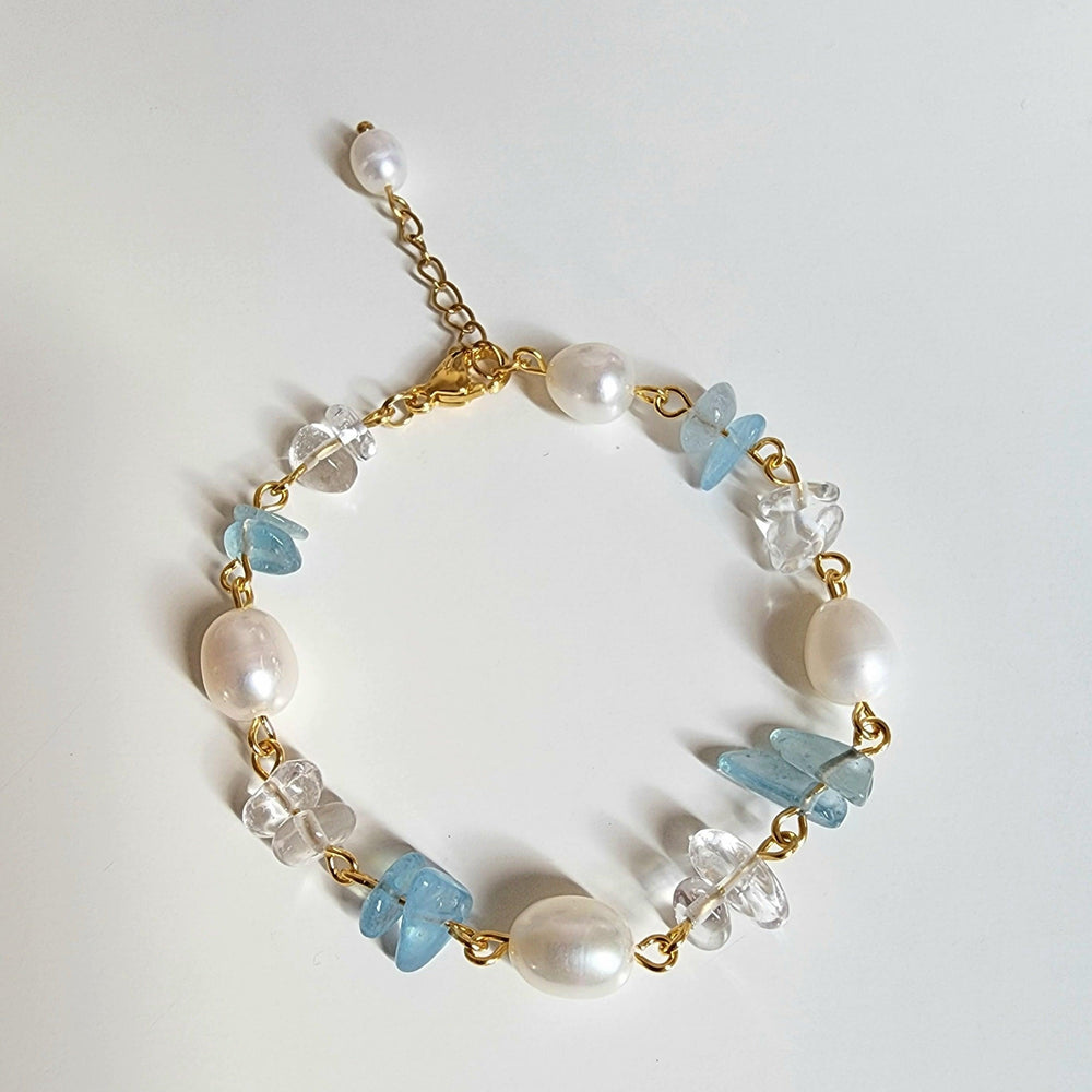 
                  
                    Noelle Bracelet - By Cocoyu
                  
                