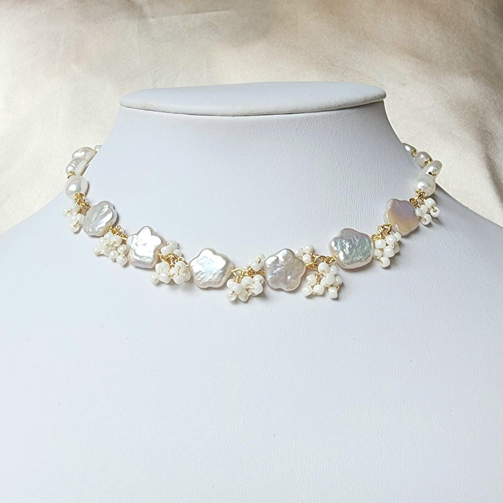 
                  
                    White Flower Pearl Choker - By Cocoyu
                  
                